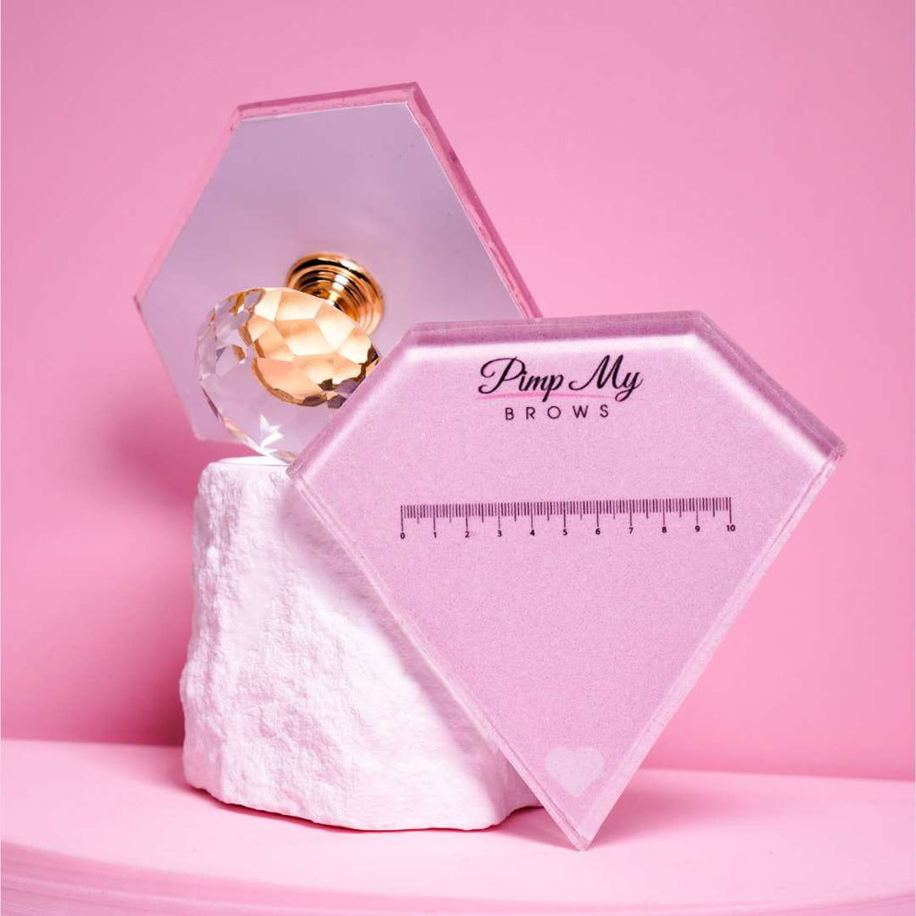 Pimp My Brows Diamond-Shaped Measuring Palette